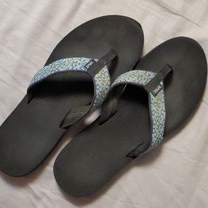 Womens flip-flops